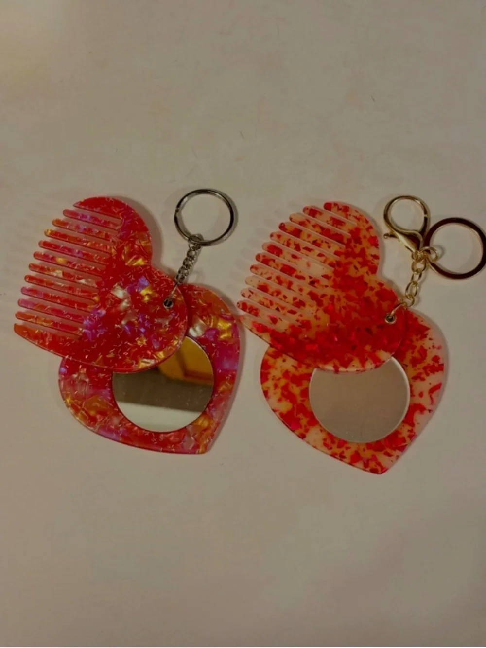 Set of 2 Heart Shaped Comb & Mirror Keychain Purse Charm Travel Compact Pink New
